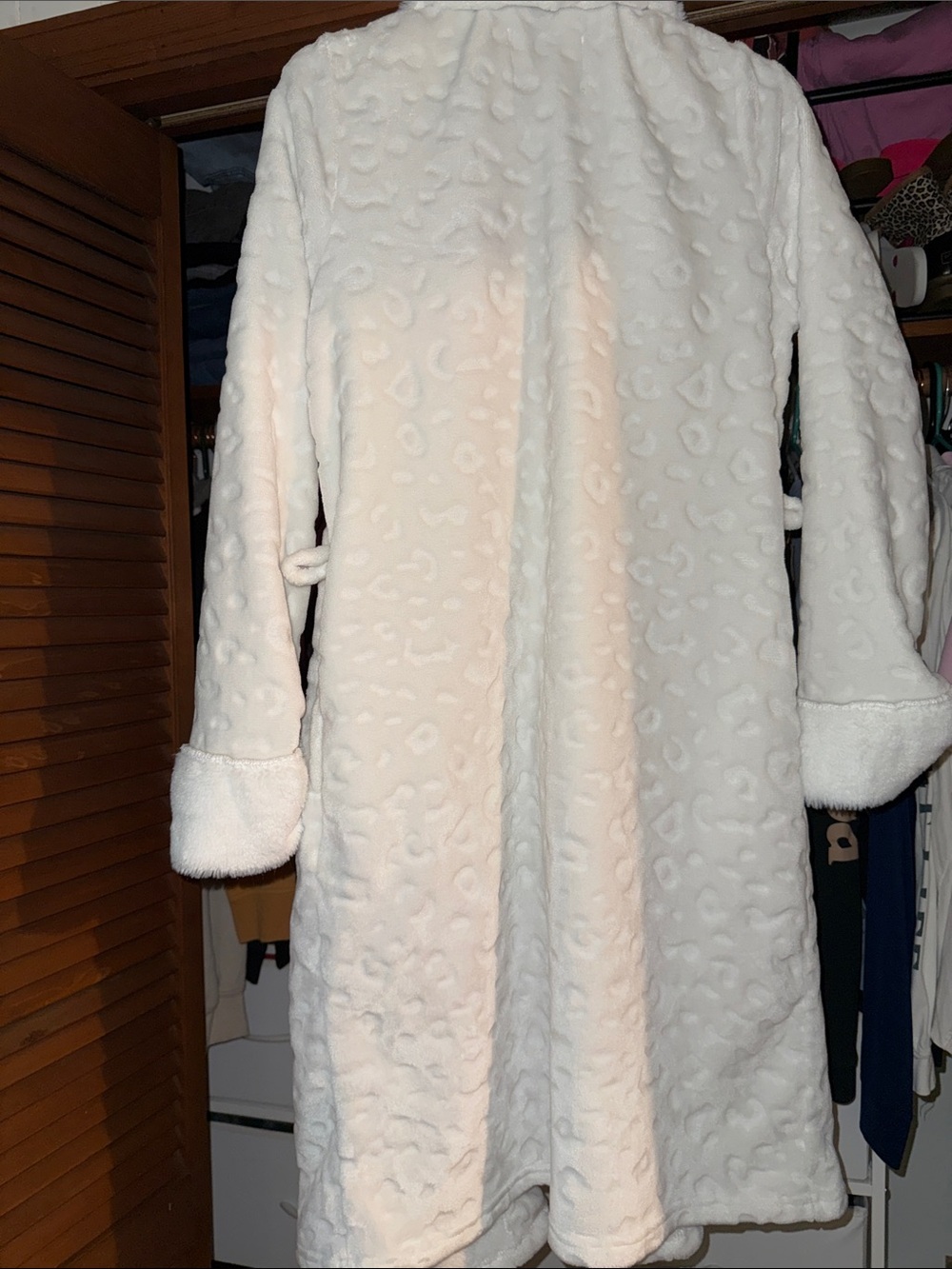 BATH ROBE SHOWER SLEEP ROBE White Plush Shawl-Collar Jacket π - Picture 1 of 3